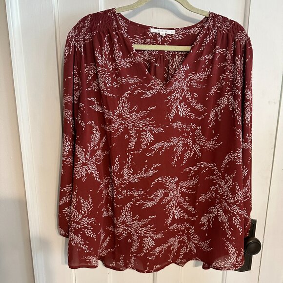 FUN 2 FUN | Red Pattern Top - Picture 2 of 6